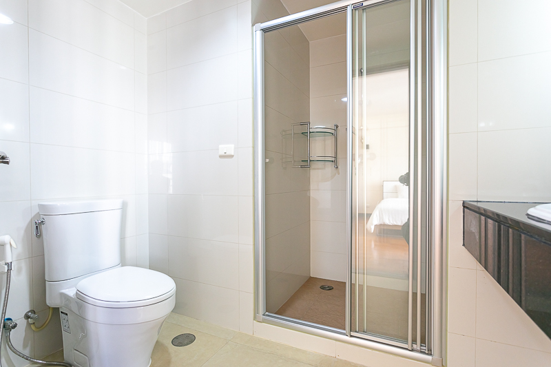 ให้เช่าคอนโด Baan Sukhumvit 14 (บ้านสุขุมวิท 14) 3 ห้องนอน 2 ห้องน้ำ ขนาด 177 ตรม ชั้น 7 ราคาเช่า 70000 บาท