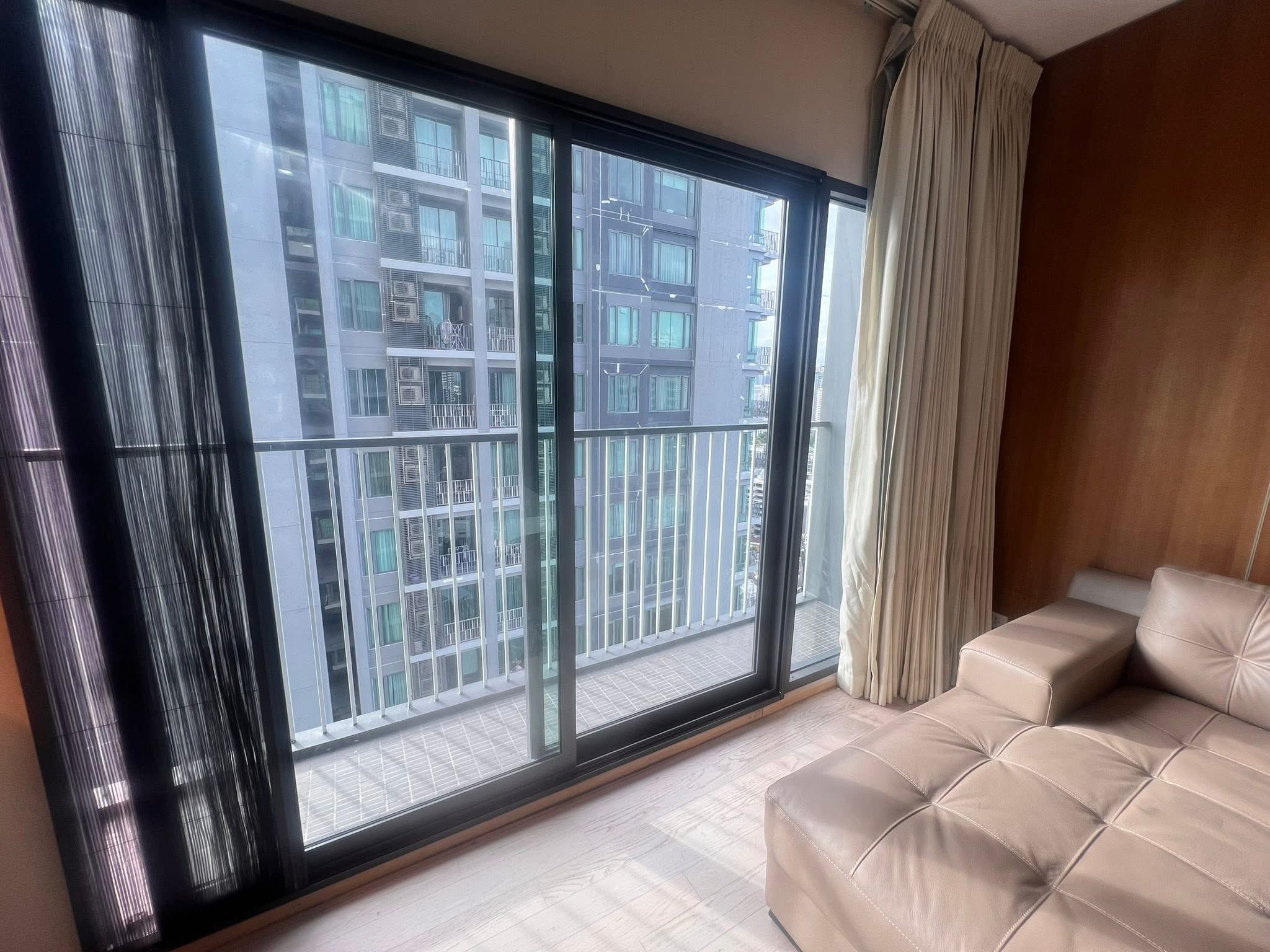 🏡✨ ขาย / เช่าคอนโดหรู ติด BTS ทองหล่อ‼ พร้อมอยู่