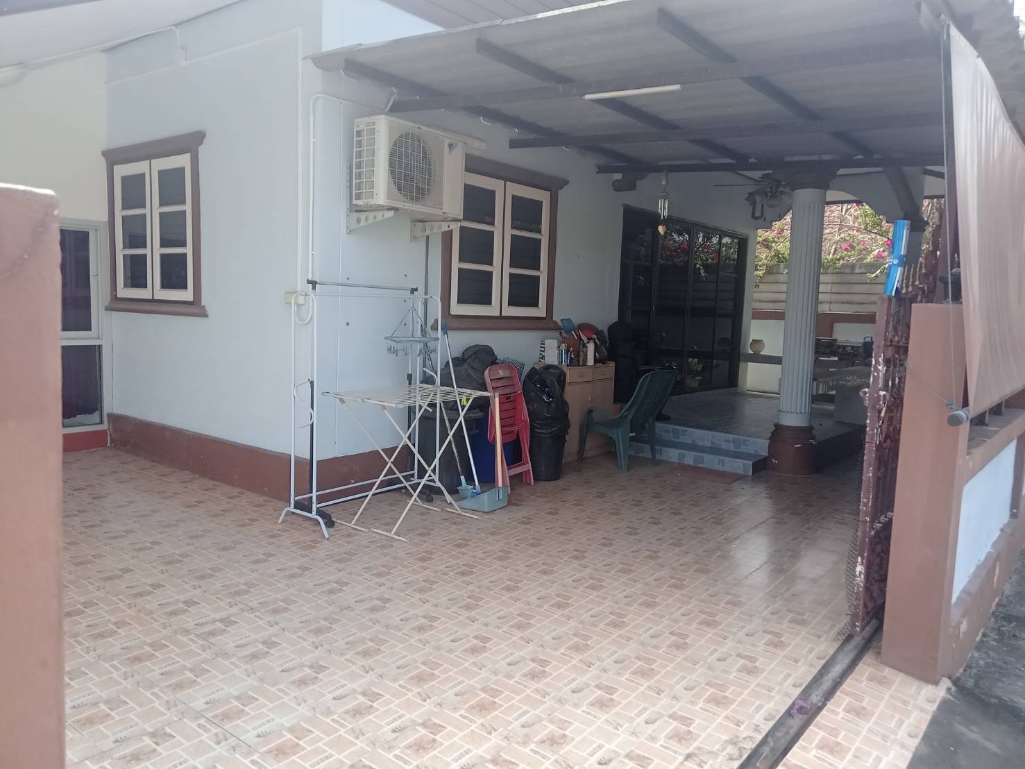 ขายบ้านเดี่ยวชั้นเดี่ยวโครงการ หมู่บ้านเพชรลดา บ้านฉาง เนื้อที่ 52 ตรว มี 3 ห้องนอน 2 ห้องน้ำ