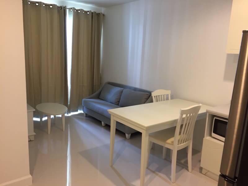 ให้เช่าคอนโด ดิ เอ็นเนอร์จี้ หัวหิน (The Energy Hua Hin) 1 ห้องนอน 1 ห้องน้ำ 1 นั่งเล่น ขนาด 33 ตรม ห่างจากหาด 500