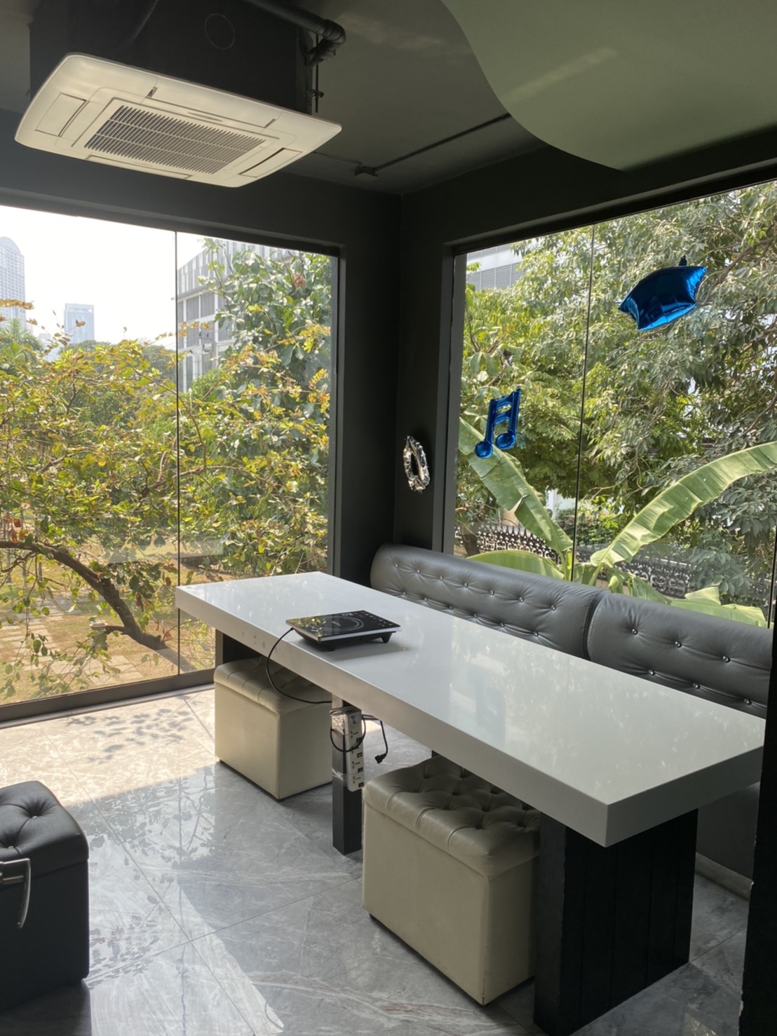 เซ้งร้านอาหารอุปกรณ์ครบพร้อมดำเนินการ ราคาเช่า 100,000 บาทต่อเดือน ประกาศเซ้งในราคา 9 ล้าน บาท