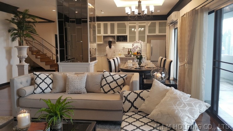 ให้เช่าคอนโด Fifty Fifth Tower (ฟิฟตี้ ฟิฟท์ ทาวเวอร์) 3 ห้องนอน 3 ห้องน้ำ ห้อง 107 B ชั้น 34