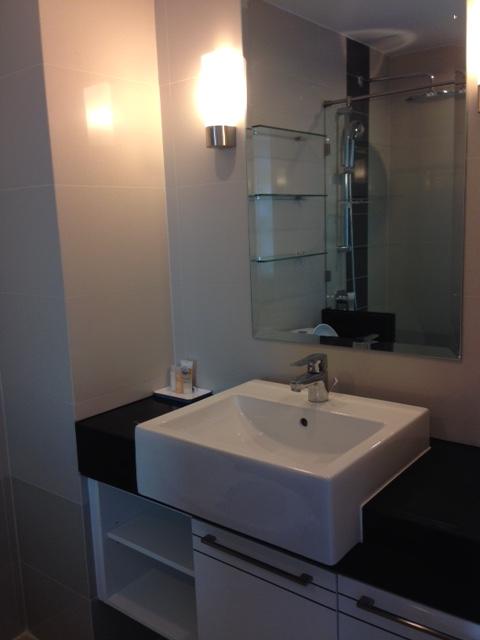 ให้เช่าคอนโด Supalai Premier Place Asoke ศุภาลัย พรีเมียร์ อโศก พื้นที่ 39 ตร.ม ชั้น 30 ห้องสตูดิโอ ห้องใหม่เอี่ยม ไม่เคยมีผู้เช่า ค่าเช่า 22,000 บาท/เดือน