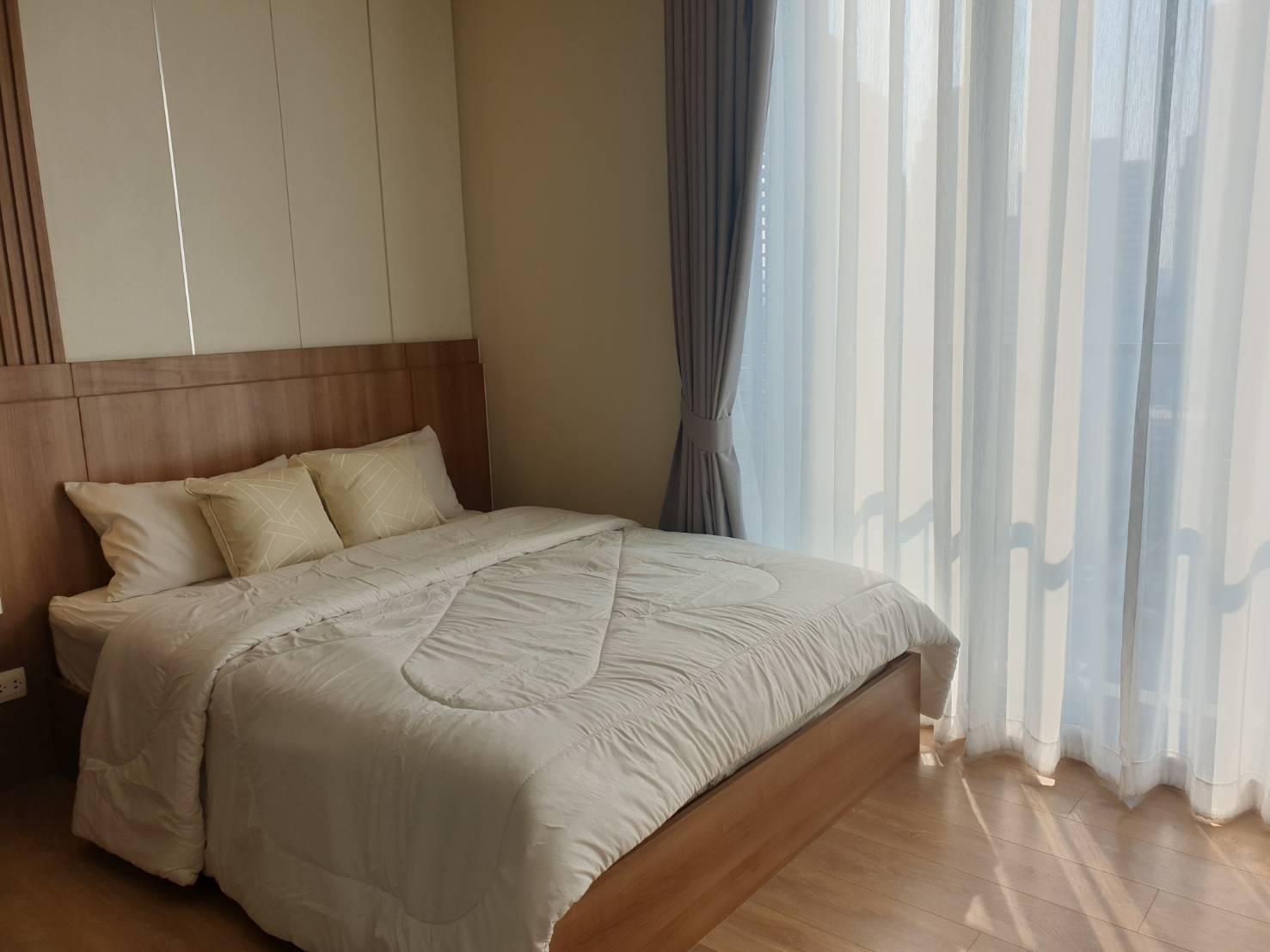 ให้เช่าคอนโดหรูย่านพร้อมพงษ์ ห้องใหม่ เพิ่งแต่งเสร็จ Noble Around 33 (โนเบิล อราวน์ เทอร์ตี้ทรี)