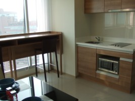 คอนโดนที่ให้เช่า : Rhythm รัชดา-ห้วยขวาง 1 ห้องนอน พื้นที่: 45 ตารางเมตร ชั้น: 23 ให้เช่าพร้อมเฟอร์นิเจอร์