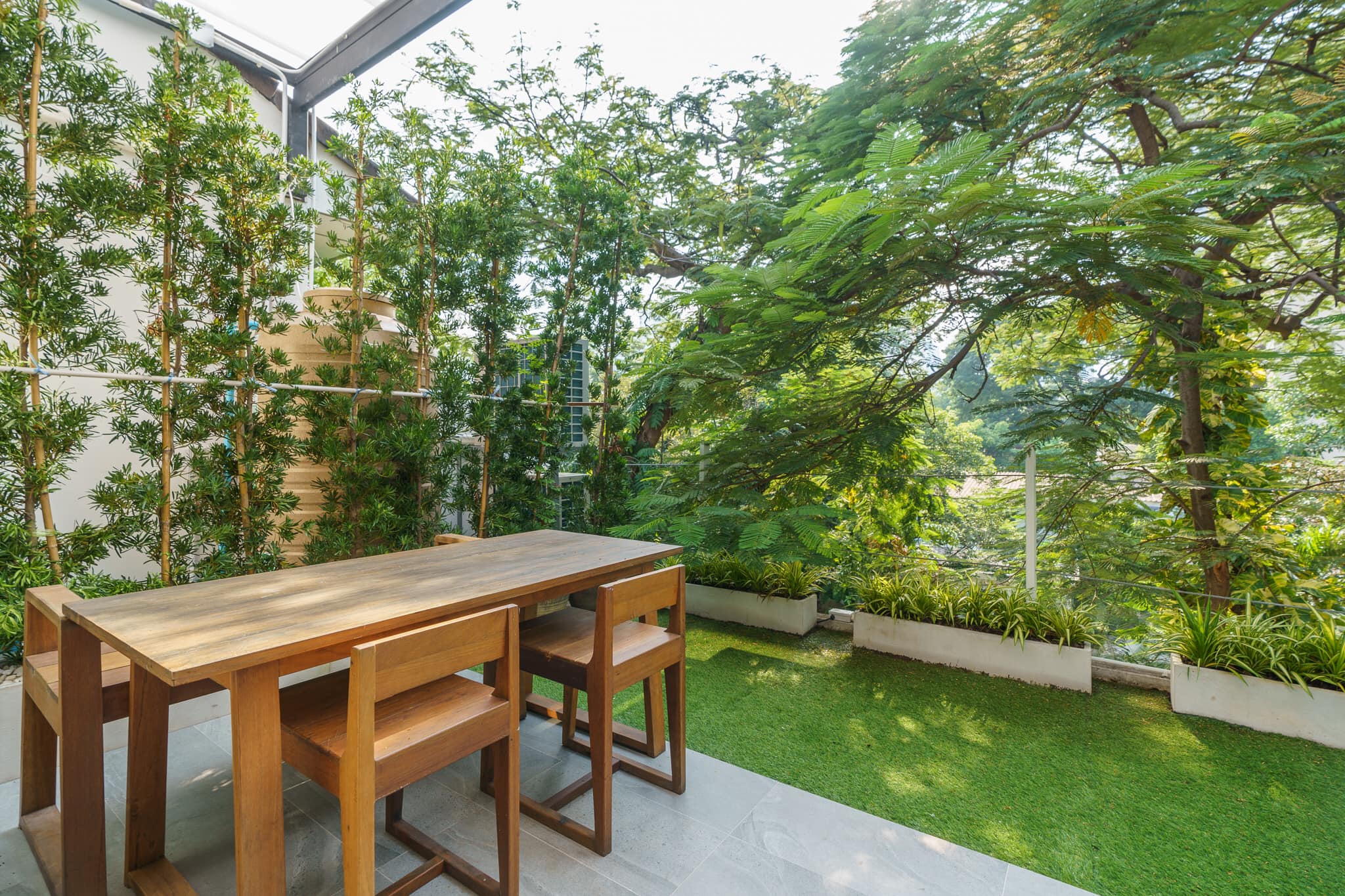 ให้เช่า Townhome สุขุมวิท 39 พื้นที่ 30 ตร.วา / 4 ชั้น 4 ห้องนอน 5 ห้องน้ำ