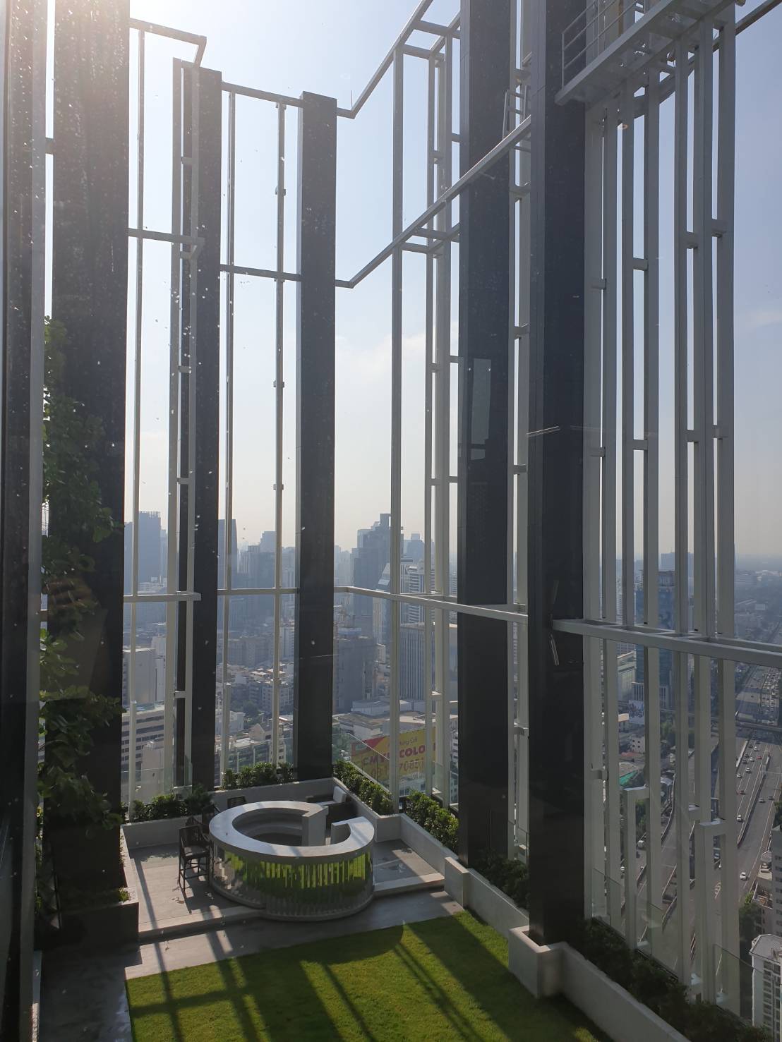 ให้เช่าคอนโด Life One Wireless (ไลฟ์ วัน ไวร์เลส) 1 ห้องนอน 1 ห้องน้ำ ขนาด 24 ตรม