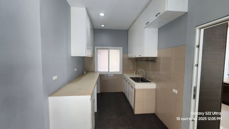 ขาย / ให้เช่าบ้านแต่งครบราคา 295,000บาท ต่อเดือน ขาย 35.9 ล้านบาท Perfect Masterpiece Rama 9 : เพอร์เฟค มาสเตอร์พีซ พระราม9 (พัฒนาการ 63)