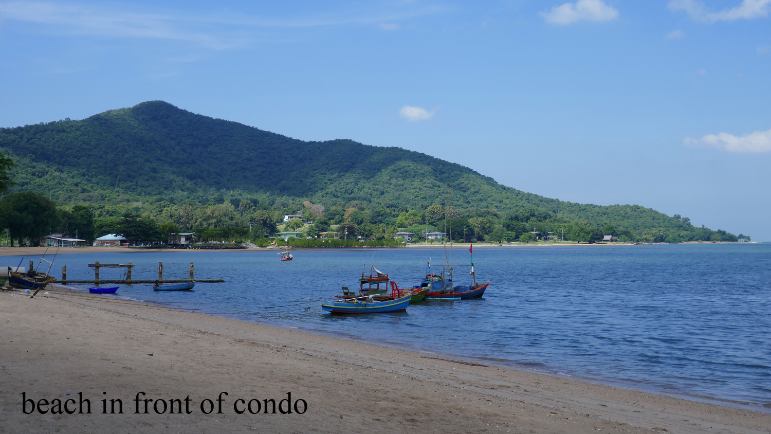 รหัสทรัพย์ 32240 ขายคอนโด Bang Saray Condominium (บางเสร่ คอนโดมิเนียม) ติดทะเลพัทยา 150 ตรม. 2 ห้องนอน 2 ห้องน้ำ 2 ระเบียง ตกแต่งดีไซน์ สวย สง่า มีคลาส ไม้จริง บิ้วอิน พื้นจากตุรกี material นำเข้าจากอิตาลี