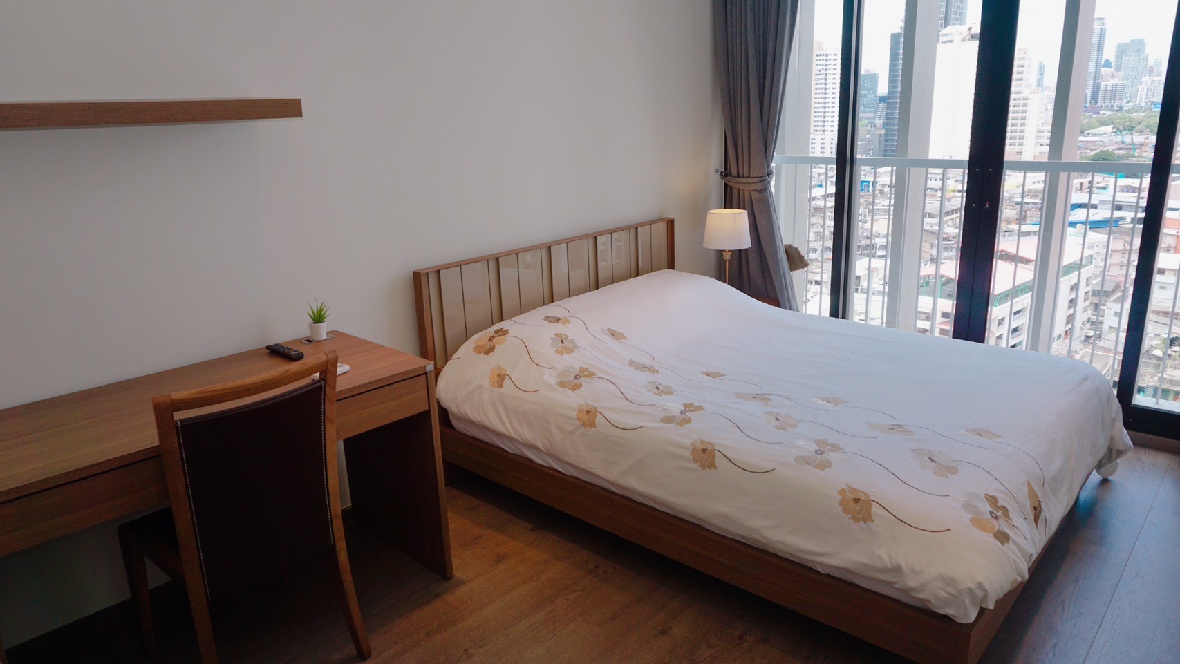 ให้เช่าคอนโด Park Origin Phrompong (Park 24) สุขุมวิท 24 ชั้น 14 ขนาด 58 ตรม. 2 นอน 2 น้ำ 2 ที่จอดรถ ตึก B Unit 70/448 70/449 เป็นห้องเดี่ยวตีทะลุ Fully Finished