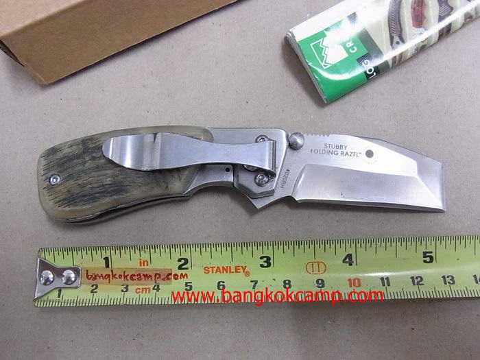 มีดพับ CRKT...ใบมีดออกแบบให้ใช้งานได้อเนกประสงค์... ด้ามประกับเขาแกะแท้ ..พร้อมกล่อง....ใหม่ แท้.(No.2)