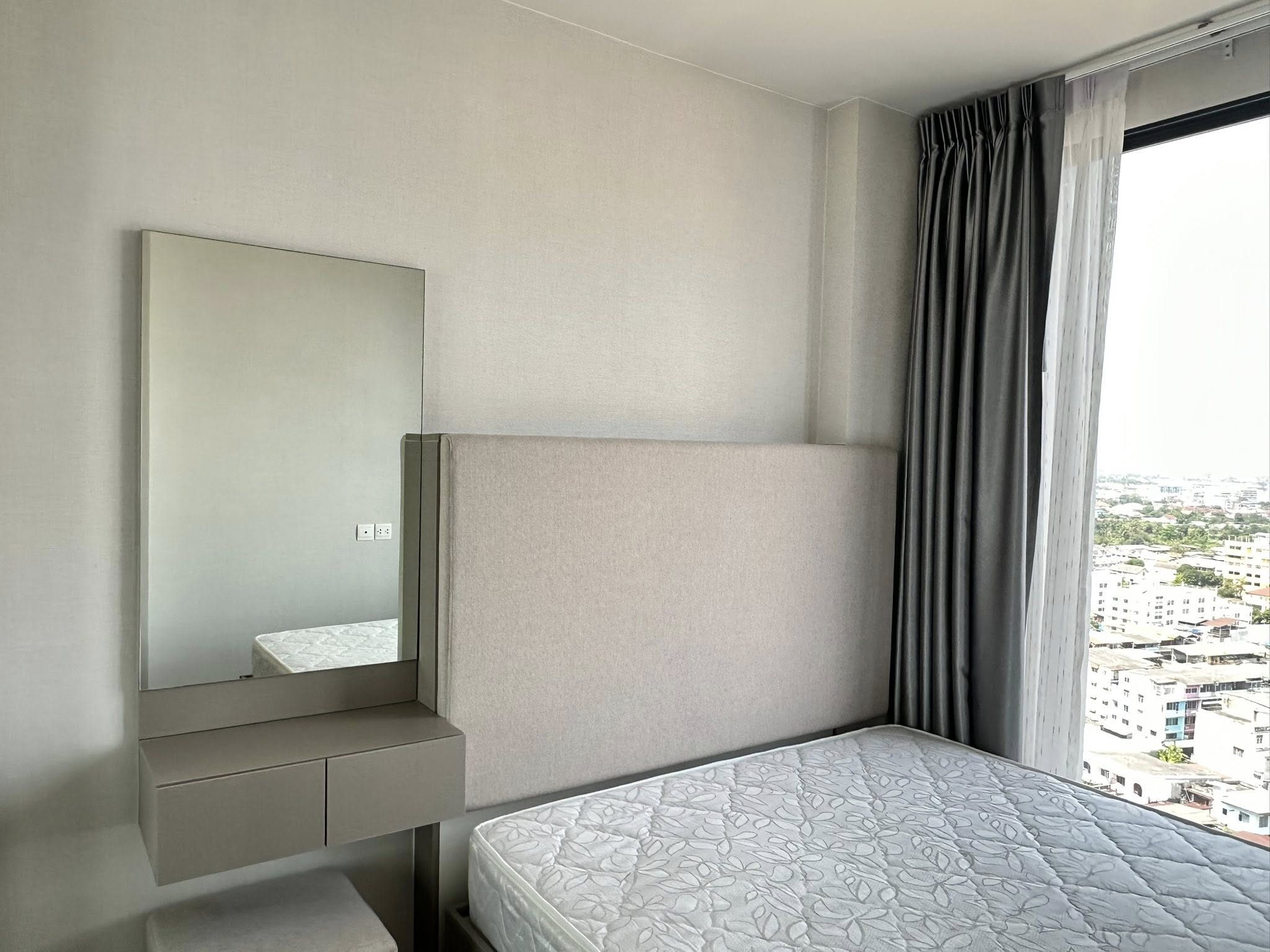 ðĄâĻ āļāļēāļĒāļāļāļāđāļ āļāļĢāđāļāļĄāļāļđāđāđāļāđāļēāđāļŦāļĄāļēāļ°āļŠāļģāļŦāļĢāļąāļāļāļąāļāļĨāļāļāļļāļ āđāļāļāļ° āđāļāļĢāđāļ§āļāļĩāđ āļāđāļēāļāļĢāļ° āļāļīāļāđāļāļāļĢāđāđāļāļāļāđ / The Privacy Thaphra Interchange âĻ