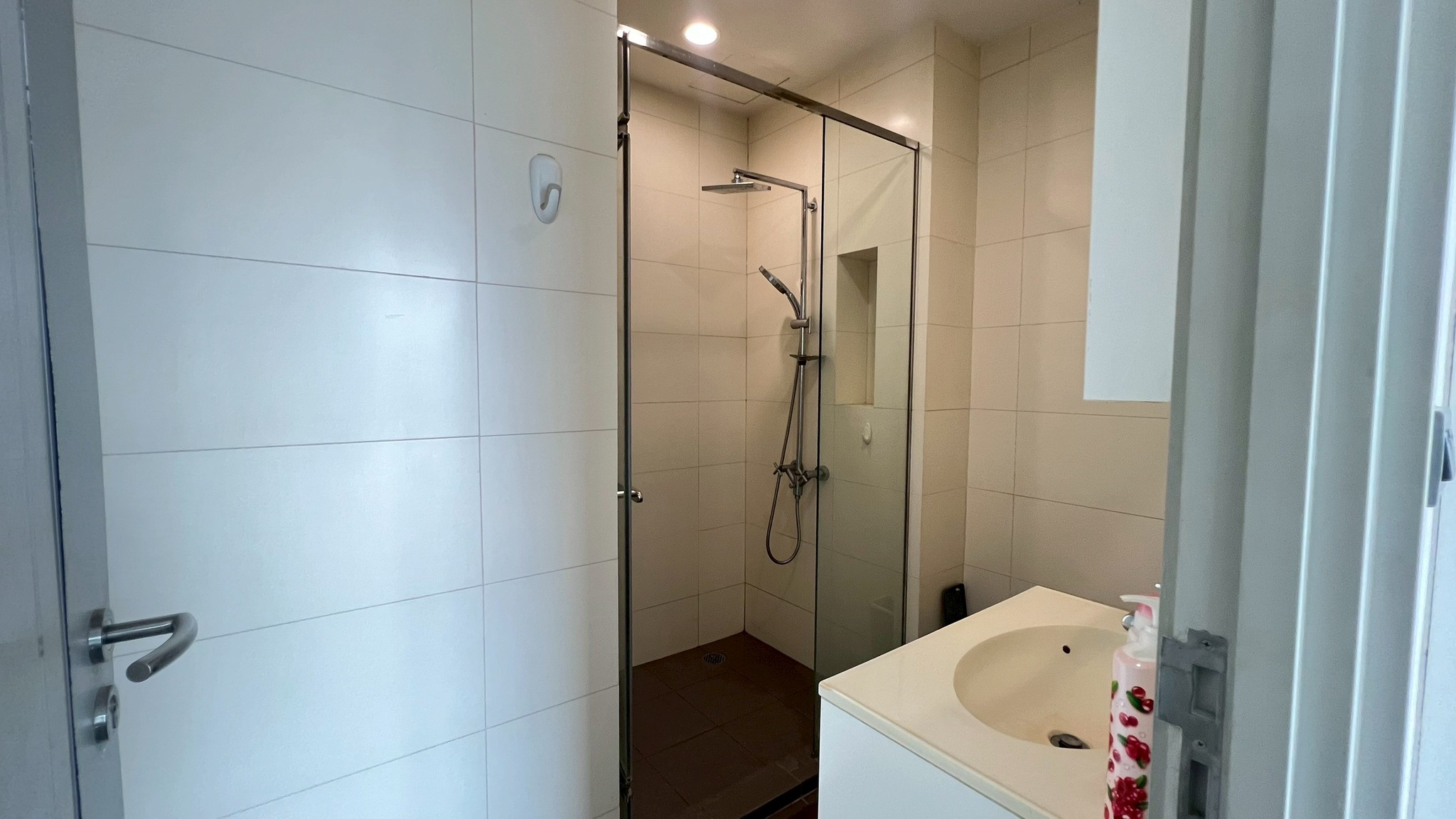 ให้เช่าคอนโด ไวน์ สุขุมวิท / For Rent WYNE Sukhumvit (English below)