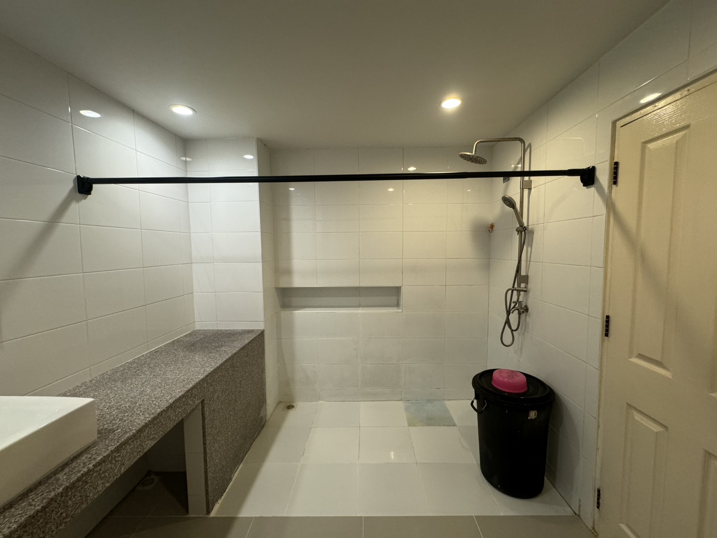 รหัสทรัพย์ 53645 ขายถูกพื้นที่ 62 ตร.ม. ราคา 2,100,000 บาท คอนโด The Trend ซอย คู้บอน 16/1 ถนนคู้บอน โครงการเดอะ เทรนด์ คอนโดทาวน์ (The Trend Condo town)