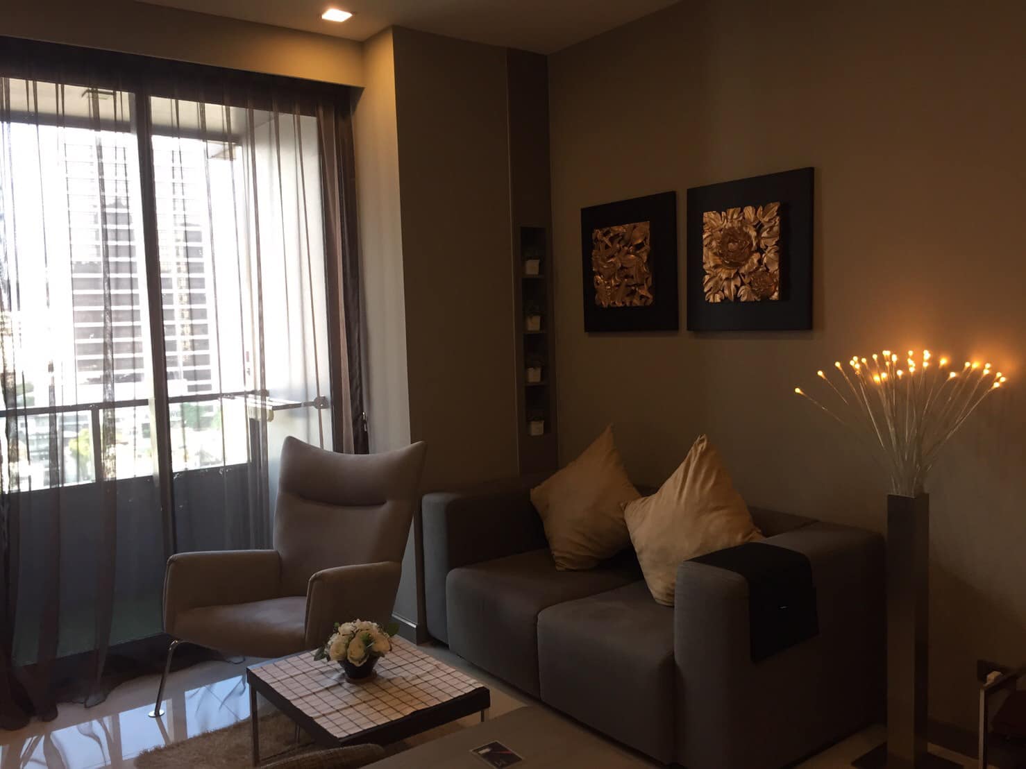 ให้เช่า M Silom (เอ็ม สีลม) อนุญาตเลี้ยงน้องหมา น้องแมวได้ ชั้น 11 fully Furnished. 1 ห้องนอน