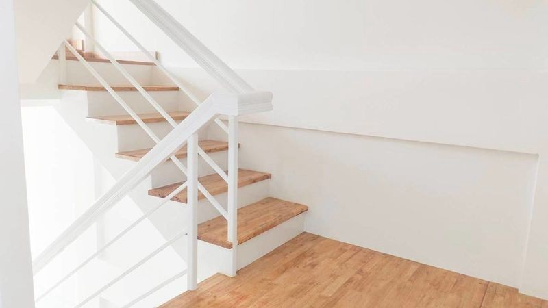 ให้เช่าทาวน์เฮ้าส์ 3 ชั้น 4 ห้องนอน 3 ห้องน้ำ 1 ห้องครัว บ้านเล่นระดับ ซอย พหลโยธิน 69 ห่างรถไฟฟ้าสถานีพหลโยธิน 69