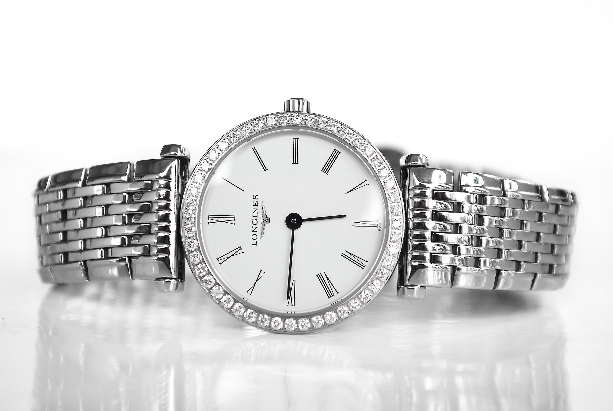 Longines La Grande Classique Quartz ขอบเพชร (Sold)