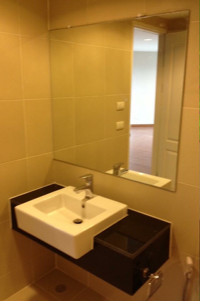 คอนโด เบ็ลแกรนด์ พระราม 9 (รัชดาภิเษก-พระราม 9) ให้เช่า 1 ห้องนอน พื้นที่ 49 ตร.ม ชั้น 22 ตึก D2 ราคาเช่าเพียง 23000-/ด วิวเมือง