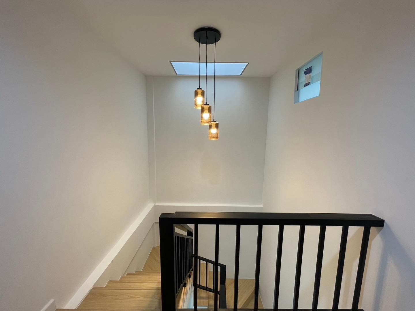 ขายทาวน์โฮม 3 ชั้น โครงการหมู่บ้านลัลลี่วิลล์ ลำลูกกา-คลอง 1 ราคาเพียง 2,290,000 บาท ฟรีโอน