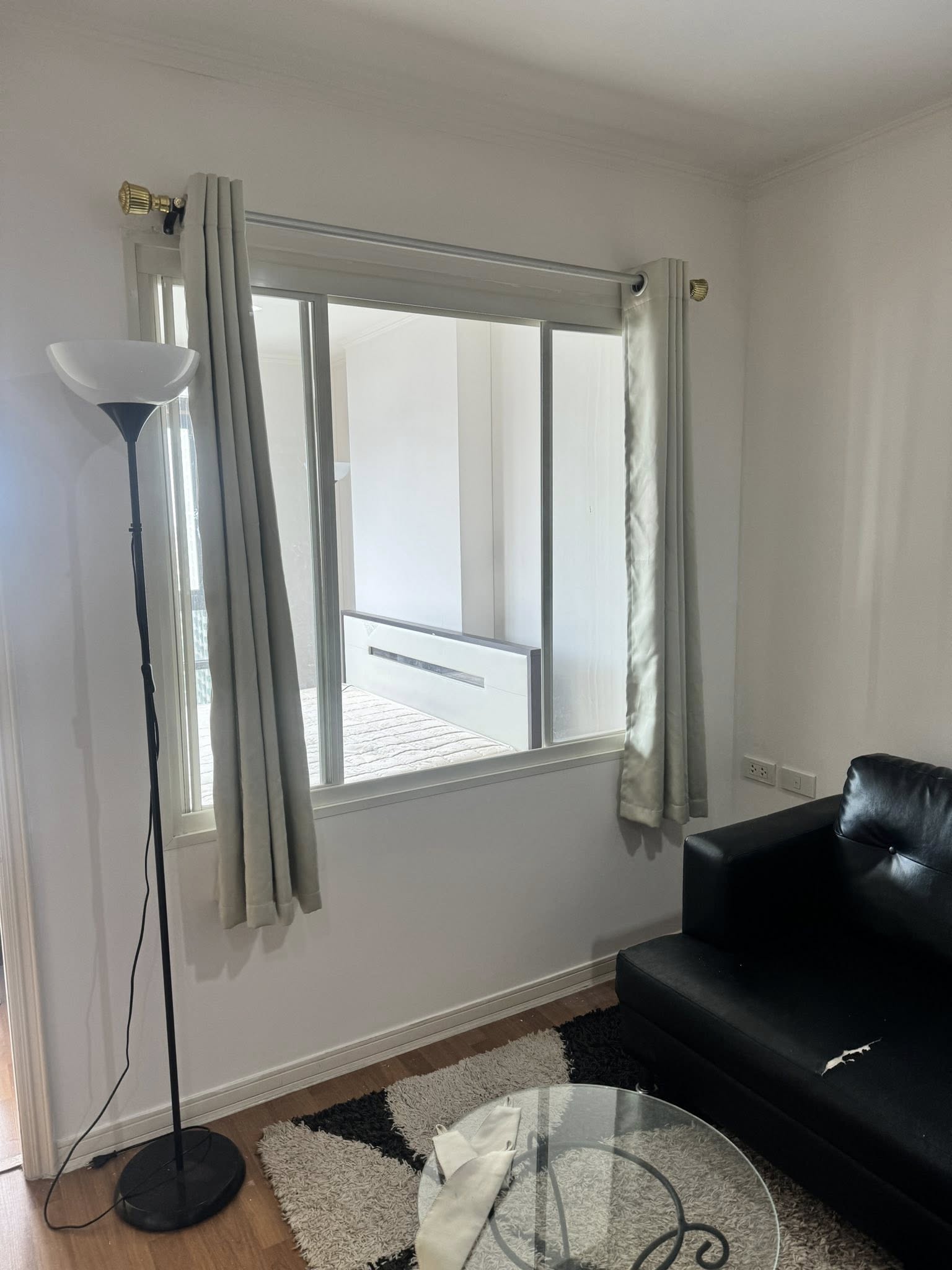 ขาย / เช่า คอนโด Lumpini Place Pinklao 2 (ลุมพินี เพลส ปิ่นเกล้า 2) ชั้น 20 ขนาด 38.60 ตร.ม. วิวถนนใหญ่ พร้อมเข้าอยู่ได้เลย