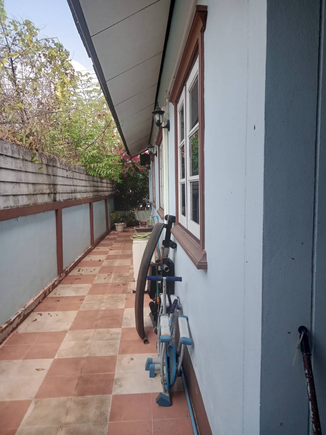 ขายบ้านเดี่ยวชั้นเดี่ยวโครงการ หมู่บ้านเพชรลดา บ้านฉาง เนื้อที่ 52 ตรว มี 3 ห้องนอน 2 ห้องน้ำ