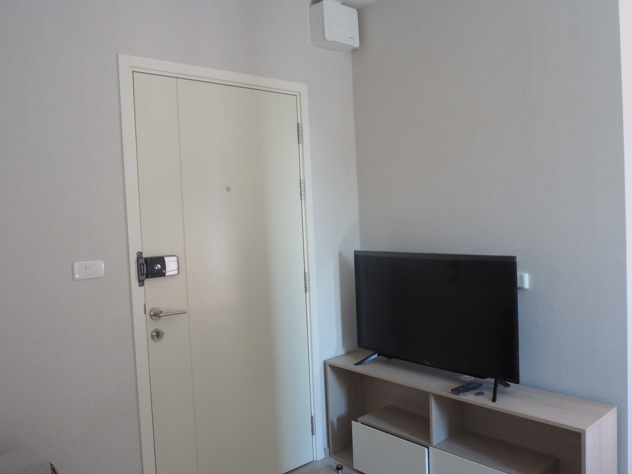 ให้เช่าคอนโด The Privacy Rama 9 (เดอะ ไพรเวซี่ พระราม 9) 1 ห้องนอน 1 ห้องน้ำ ขนาด 23 ตรม ชั้น 7, 12 ,23 ,25 ห้องตกแต่งครบพร้อม