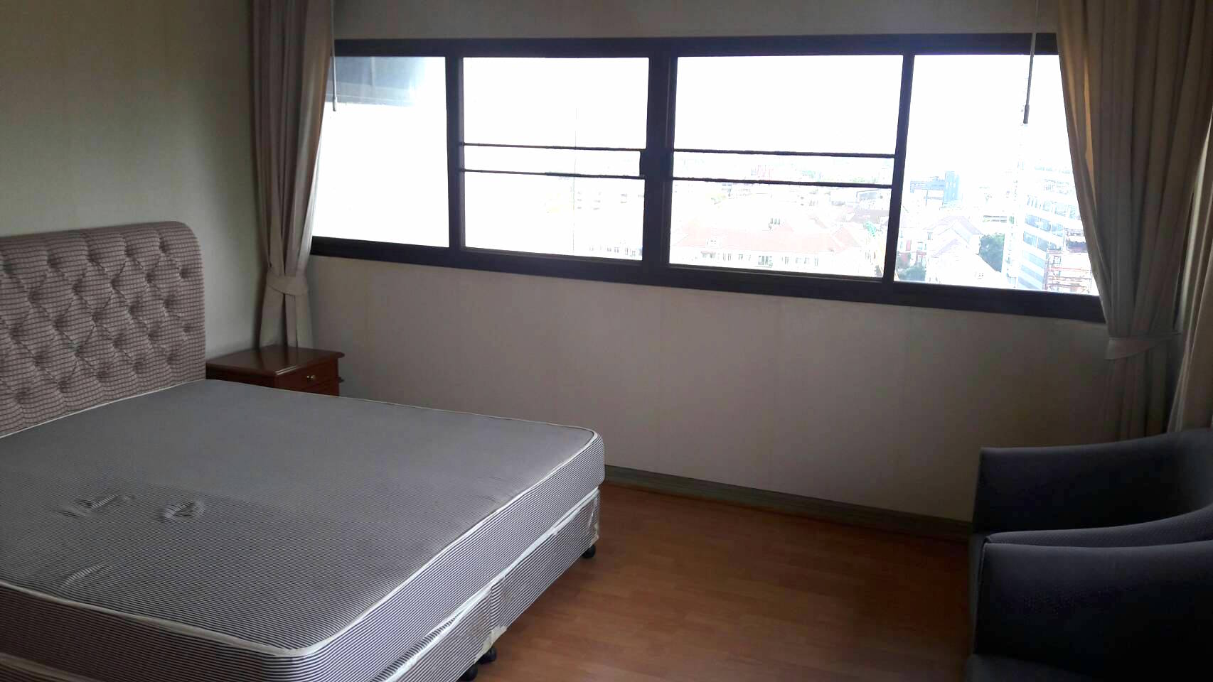 ให้เช่าคอนโด The Waterford Condominium (เดอะ วอเตอร์ฟอร์ด คอนโดมิเนียม) 4 ห้องนอน