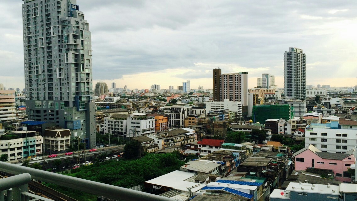 รหัสทรัพย์ 66466 ขาย/ เช่า คอนโด Villa Rachatewi วิลล่า ราชเทวี ห้องแบบ 1 ห้องนอน พื้นที่ 68 ตร.ม ชั้น 12A วิวสะพานพระราม 8 ทิศ ตะวันตกเฉียงเหนือ เฟอร์นิเจอร์ครบพร้อมอยู่ เดินทางสะดวกใกล้ BTS ราชเทวี