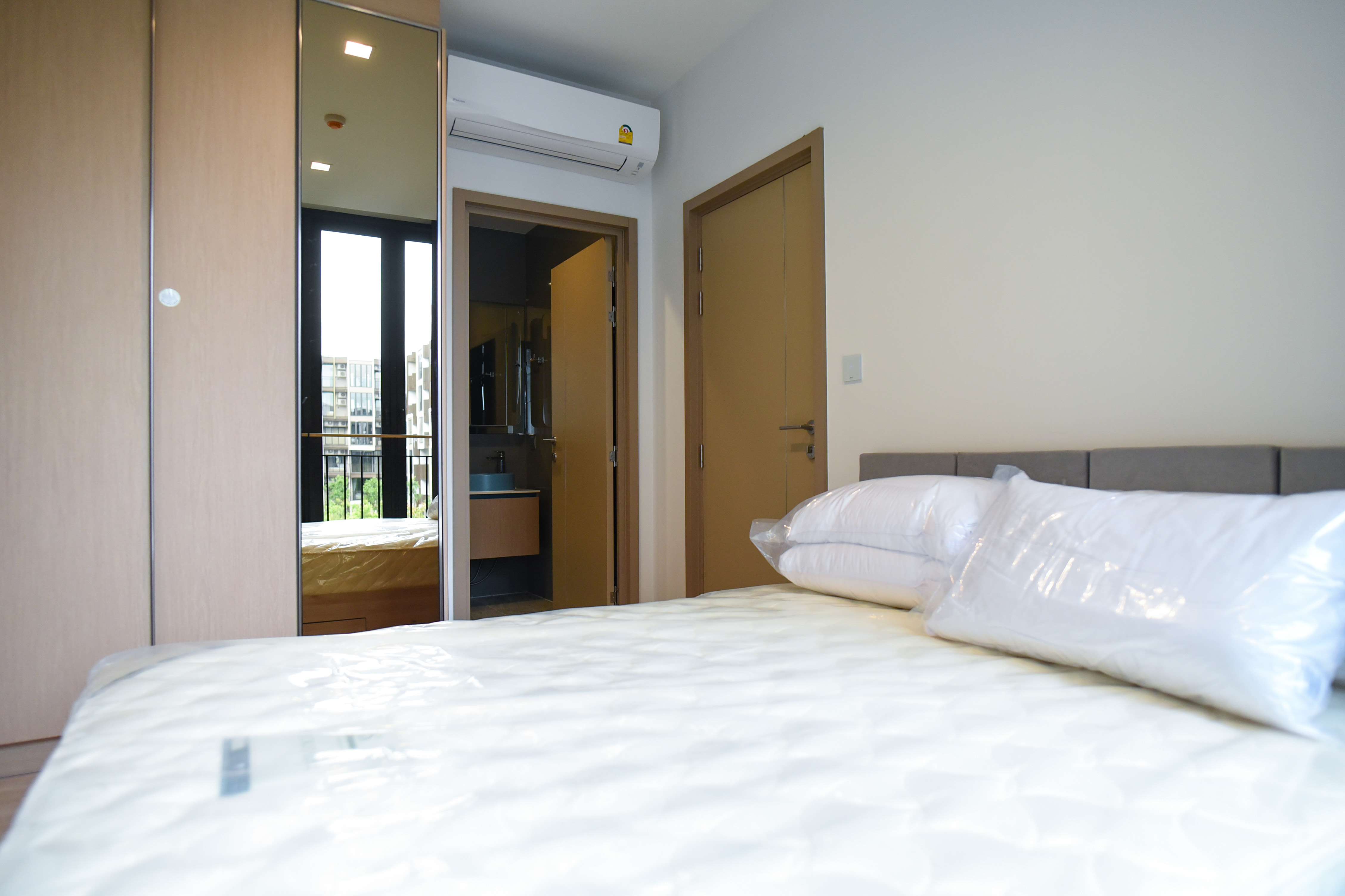 ให้เช่าคอนโด KAWA HAUS (คาวะ เฮาส์) มีทั้งแบบ 1-2 ห้องนอน ห้องใหม่ยังไม่เคยพัก แต่งครบพร้อมเข้าอยู่