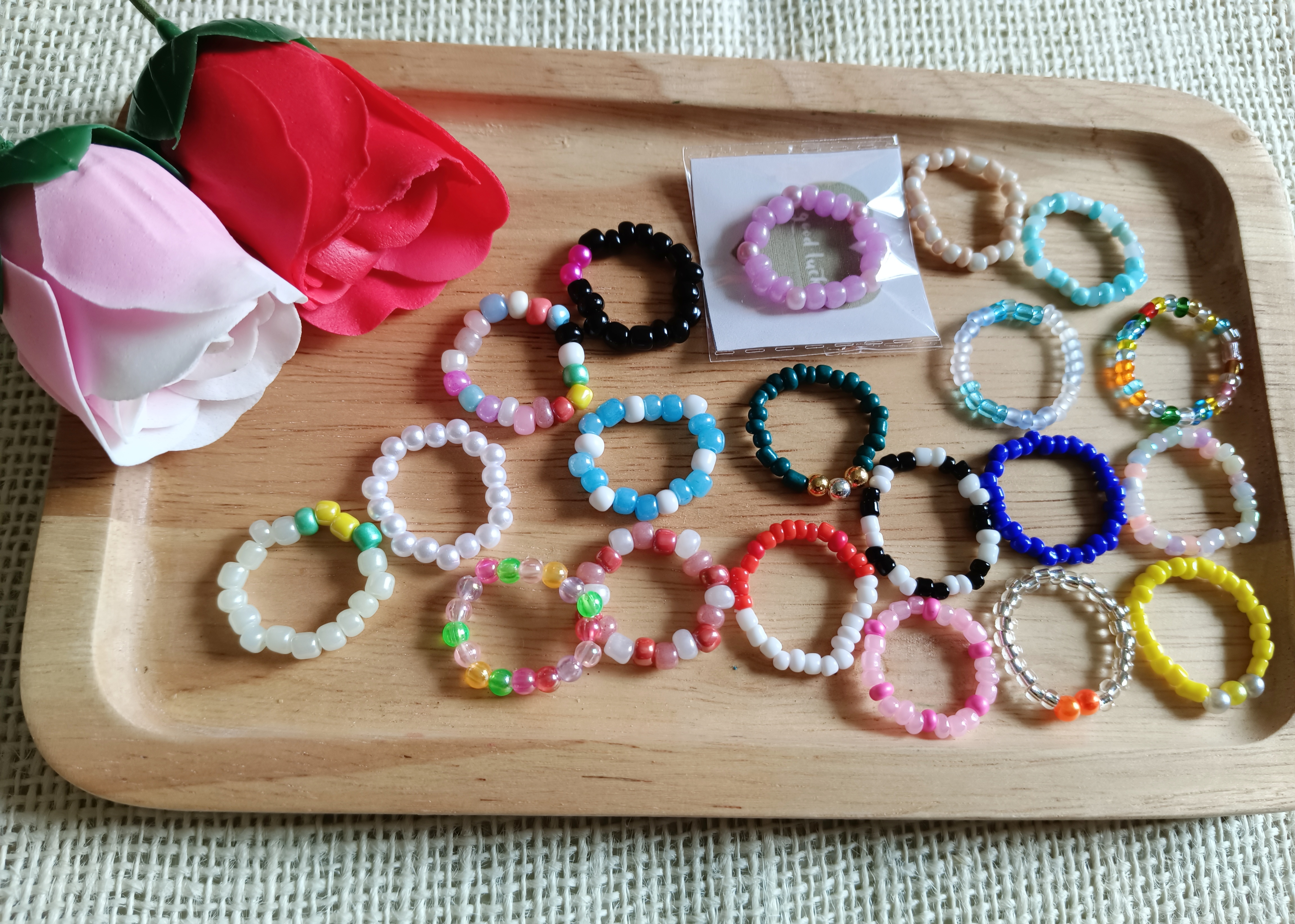 เซตแหวนลูกปัดลายน่ารักๆ (10-30วง) ของจีบลูกค้า