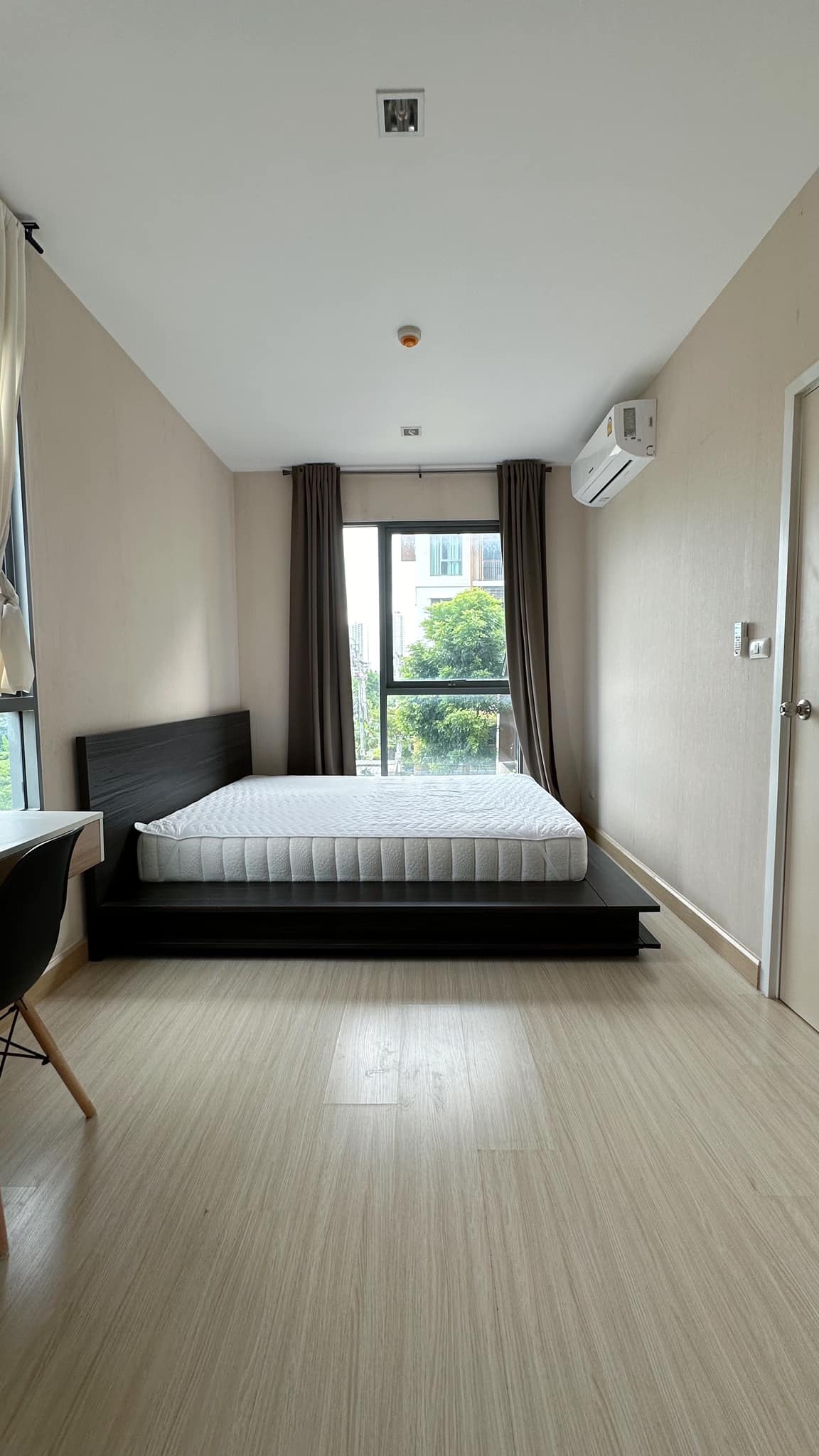 ให้เช่าคอนโด The Privacy Ngamwongwan (เดอะ ไพรเวซี่ งามวงศ์วาน) ติดเดอะมอลล์ งามวงศ์วาน ห้องขนาด 33 ตารางเมตร ชั้น 3 (ห้องมุม) เฟอร์นิเจอร์ครบ