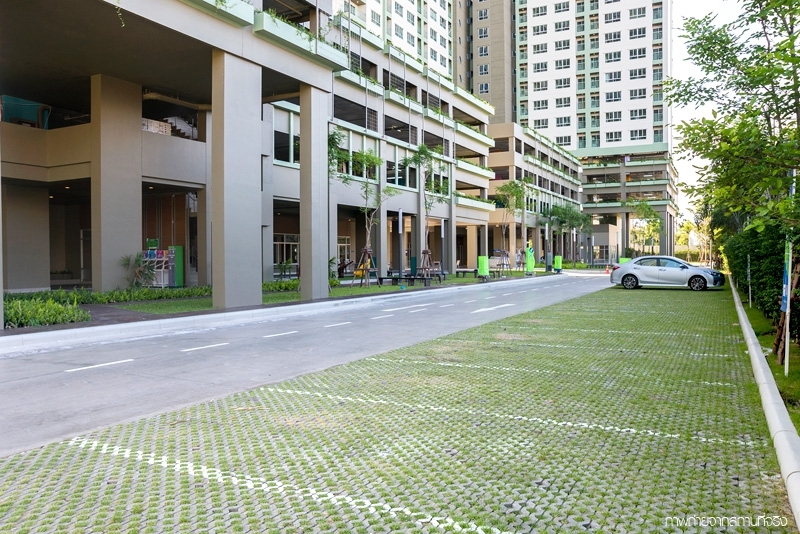 ขายดาวน์ คอนโด ลุมพินี พาร์ค @ รัตนาธิเบศร์ - งามวงศ์วาน เพียง 256,60 บาท ห้องเปล่า ขนาด 22.5 ตร.ม. ตึก B ชั้น 27 ห้อง 17 วิวรถไฟฟ้ามุมสูง ห้องหันไปทิศใต้ ลมเย็นมาก ทำเลดี๊ดี