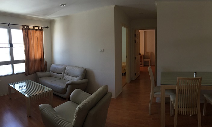 คอนโด ลุมพินีวิลล์ ศูนย์วัฒนธรรม ให้เช่า ห้อง: 2 ห้องนอน + 1 ห้องนั่งเล่น + 1 ห้องอาบน้ำ + 1 ห้องน้ำ + 1 ห้องครัว + 2 ระเบียง