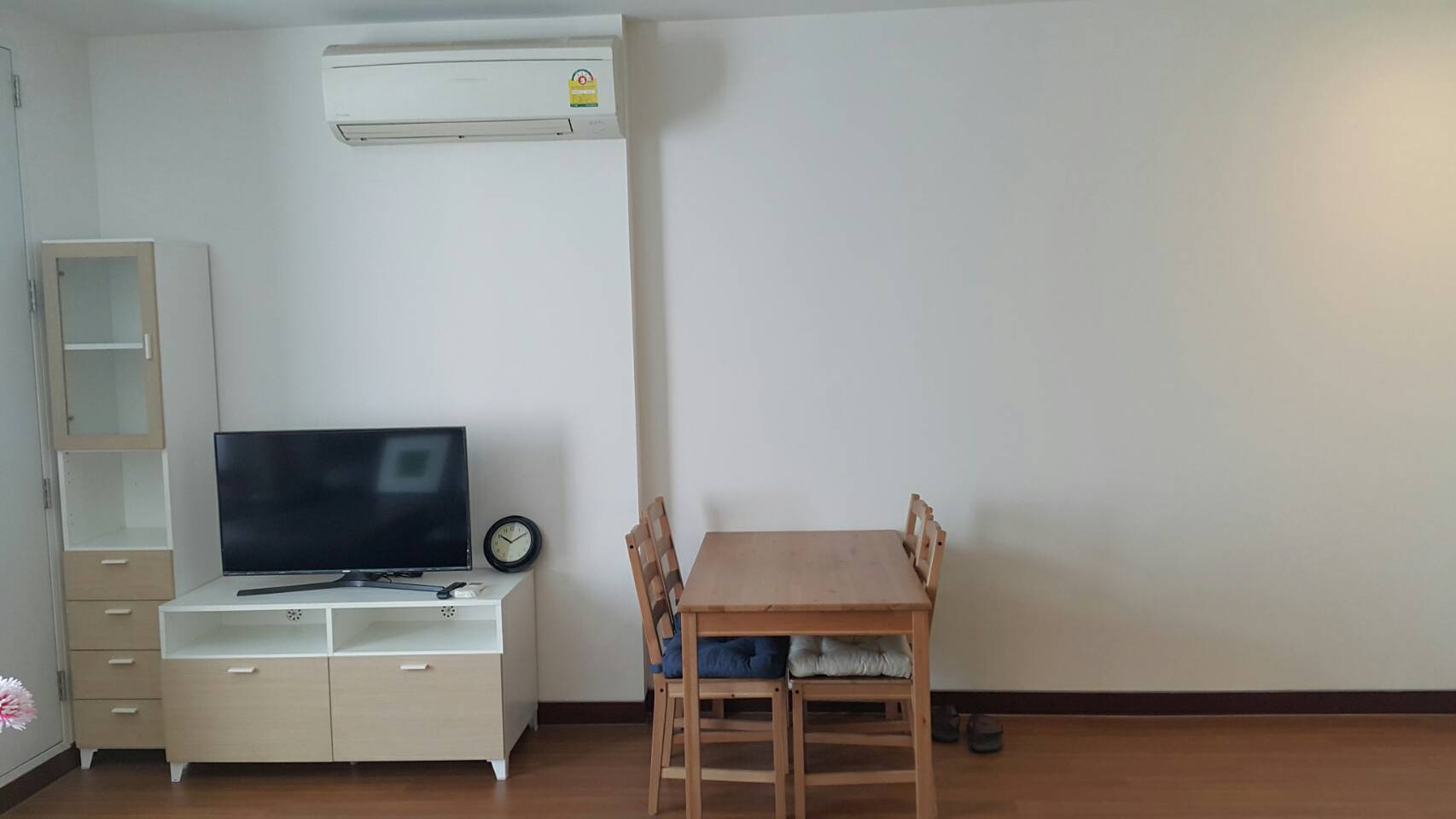 ขาย / เช่า คอนโด Vantage by Eastern Star แวนเทจ บาย อีสเทอร์น สตาร์ (รัชวิภา) ห้อง 1 นอน พื้นที่ 47.5 ตร.ม Fully Furnished