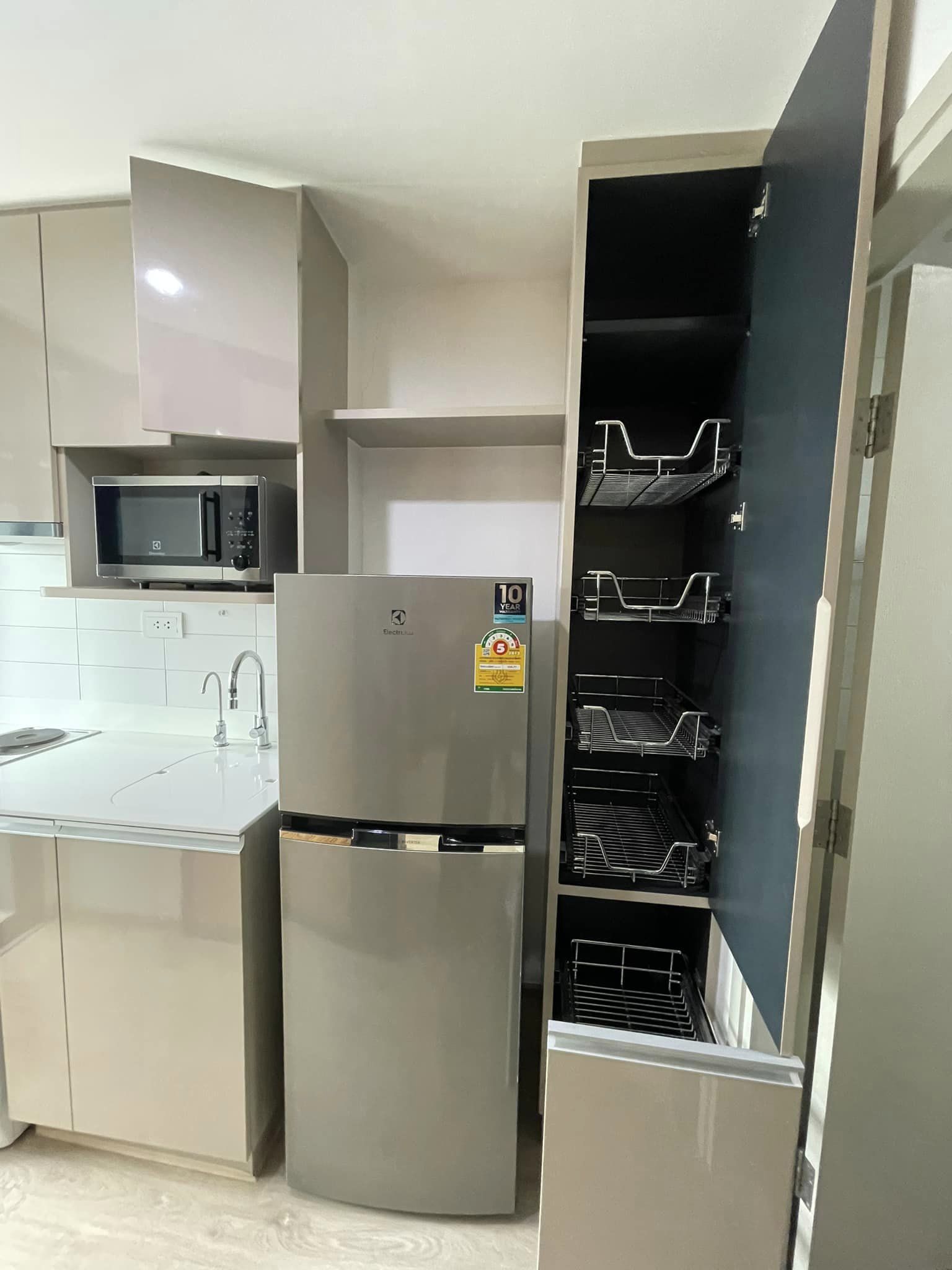 ให้เช่า IDEO Q Chula - Samyan (ไอดีโอ คิว จุฬา - สามย่าน) ห้อง สตูดิโอ ขนาด 28 ตรม. ตึก North ชั้น 30 วิวสระว่ายน้ำ วิวห้องสวยมาก