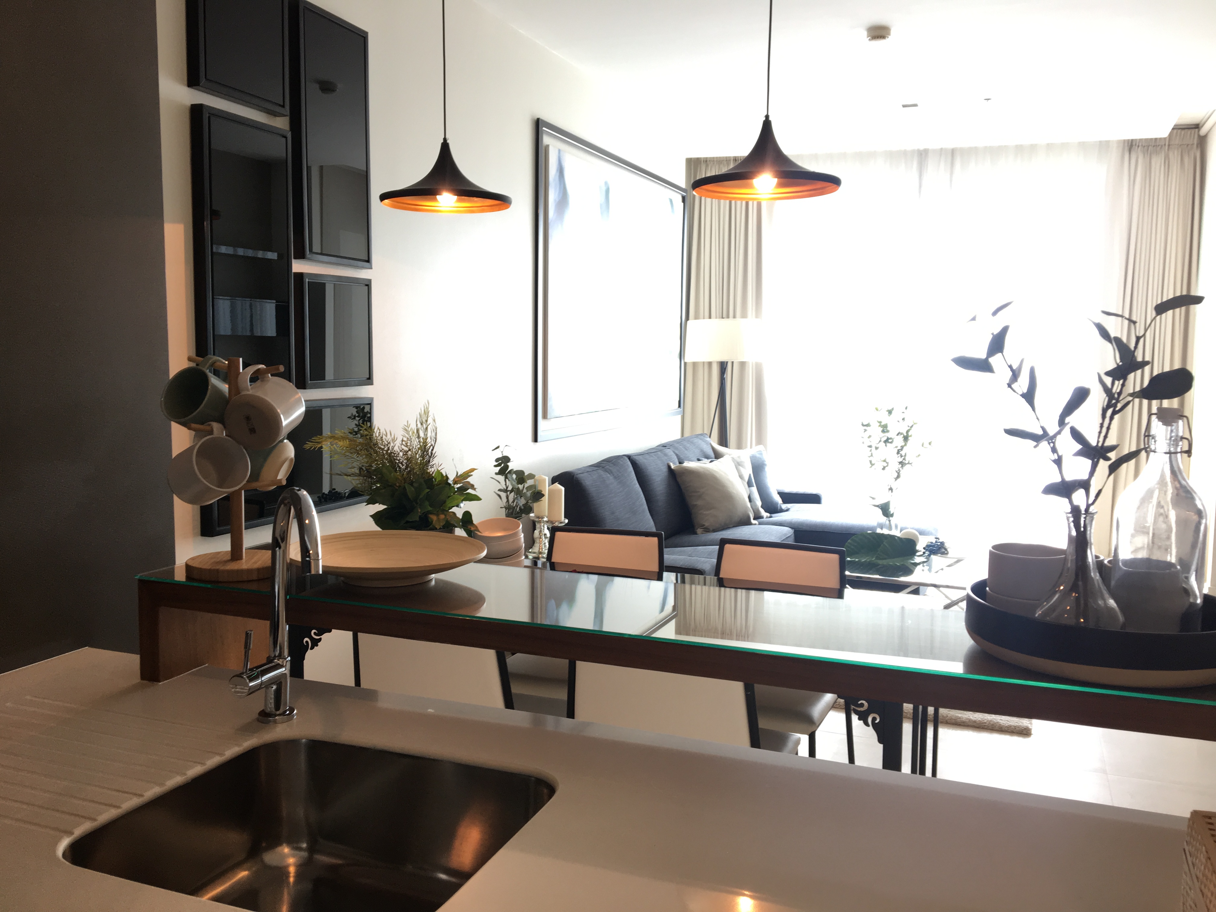 ให้เช่าคอนโด The River Residences (แคลปซันส์ เดอะ ริเวอร์ เรสสิเดน ) 1 ห้องนอน 1 ห้องน้ำ ( ห้องเลขที่ 4702) ชั้น 47