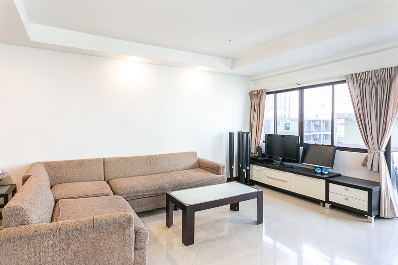 ให้เช่าคอนโด Saranjai Mansion (สราญใจ แมนชั่น) 3 ห้องนอน 2 ห้องน้ำ ขนาด 150 ตรม ชั้นสูง