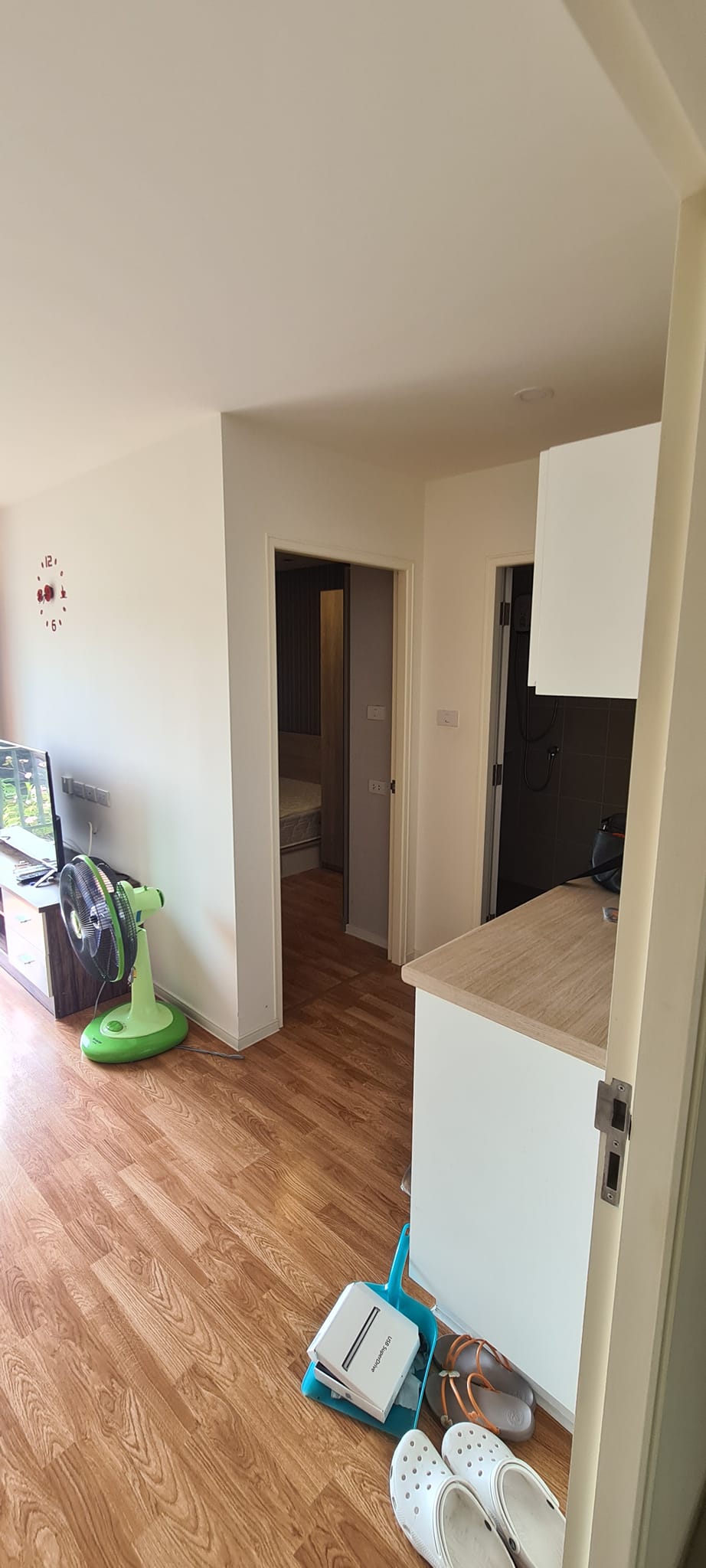 ให้เช่าคอนโด Lumpini Ville Sukhumvit 76 - Bearing Station 2 (ลุมพินี วิลล์ สุขุมวิท 76 - แบริ่ง สเตชั่น 2) ใกล้BTS แบริ่ง และ รถไฟฟ้า BTS สำโรง มีรถโครงการ Shuttle Bus รับ-ส่ง ยังBTS