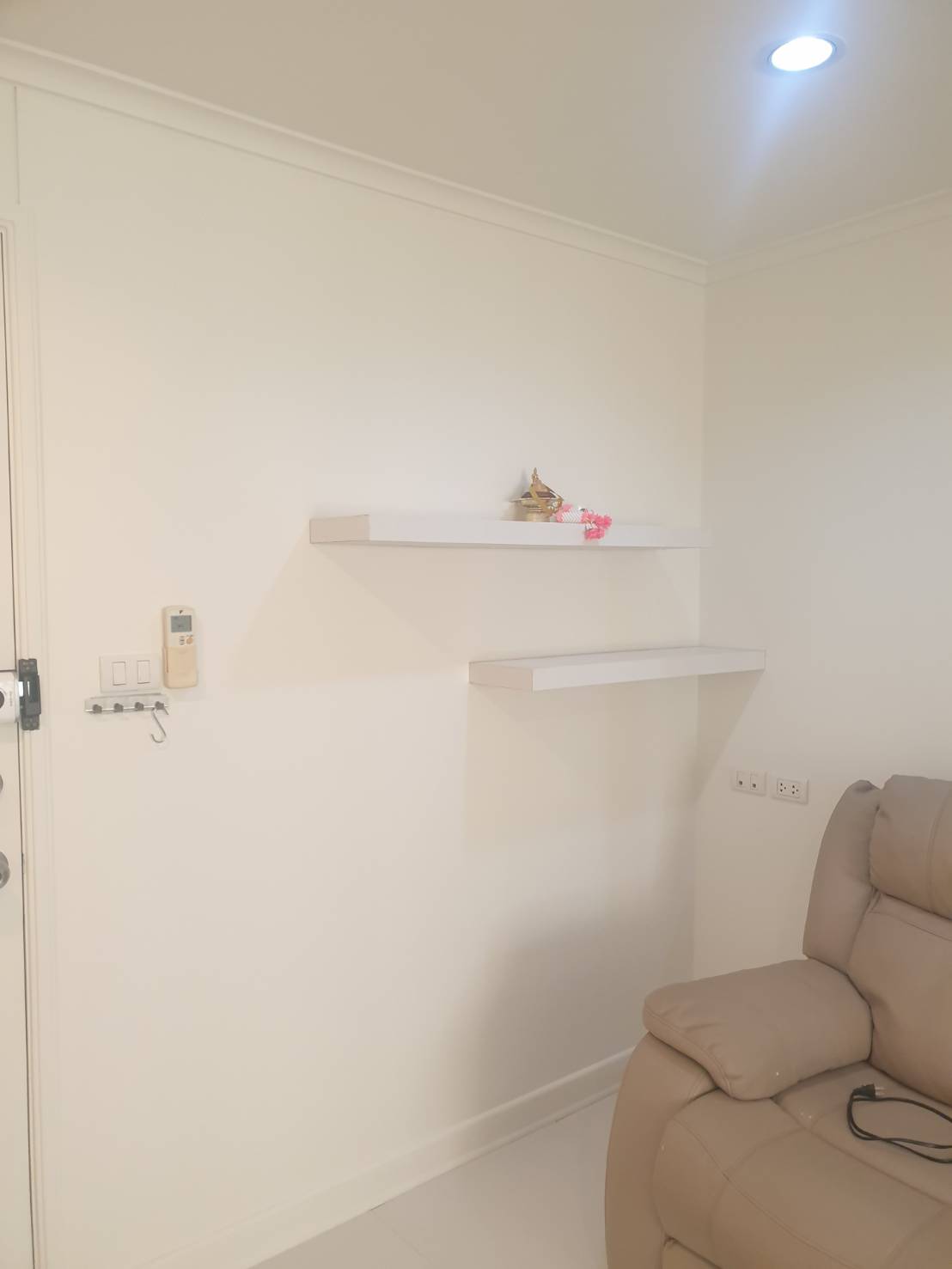 ขายคอนโด พร้อมผู้เช่าสัญญา1ปี(เช่า7500/เดือน หมดสัญญา เมษายน66) โครงการ คอนโด ลุมพินี วิลล์ บางแค Lumpini Ville Bangkhae