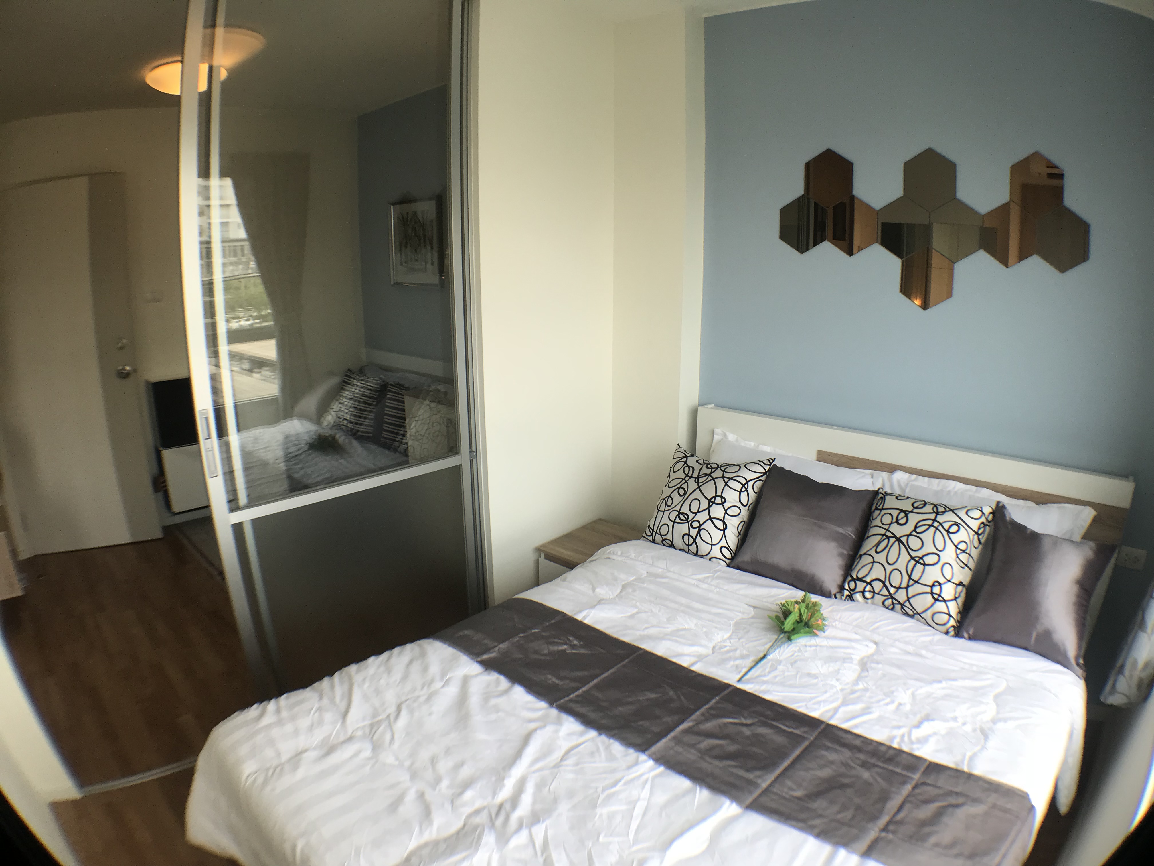 ให้เช่าคอนโด Lumpini Ville On Nut – Lat Krabang 2 (ลุมพินี วิลล์ อ่อนนุช ลาดกระบัง 2 ) 1 ห้องนอน 1 ห้องน้ำ ขนาด 23 ตารางเมตร