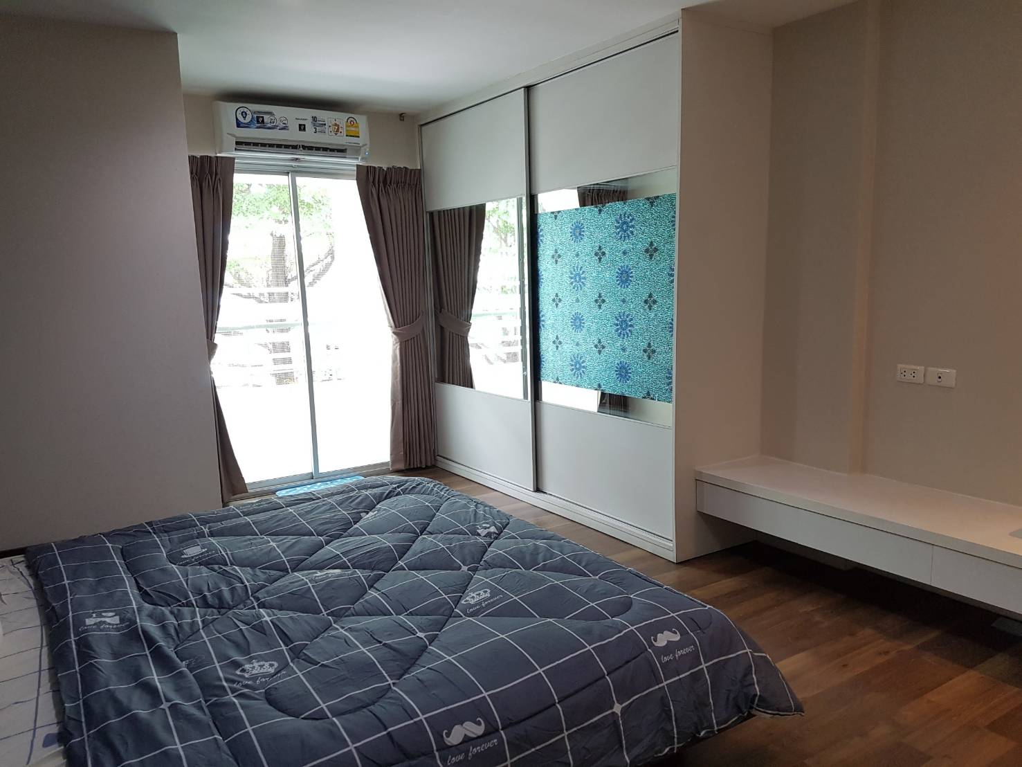 ขายคอนโดThe Room Sukhumvit 79 (เดอะ รูม สุขุมวิท 79) 2 ห้องนอน 1 ห้องน้ำ 1 ห้องนั่งเล่น ระเบียงสองฝั่ง