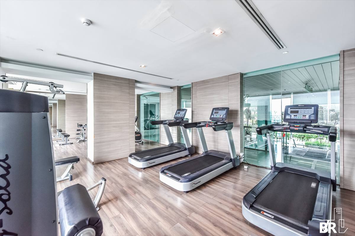 ให้เช่าคอนโด เดอะรูม สาทร–ตากสิน / For Rent The Room Sathorn–Taksin (English below)