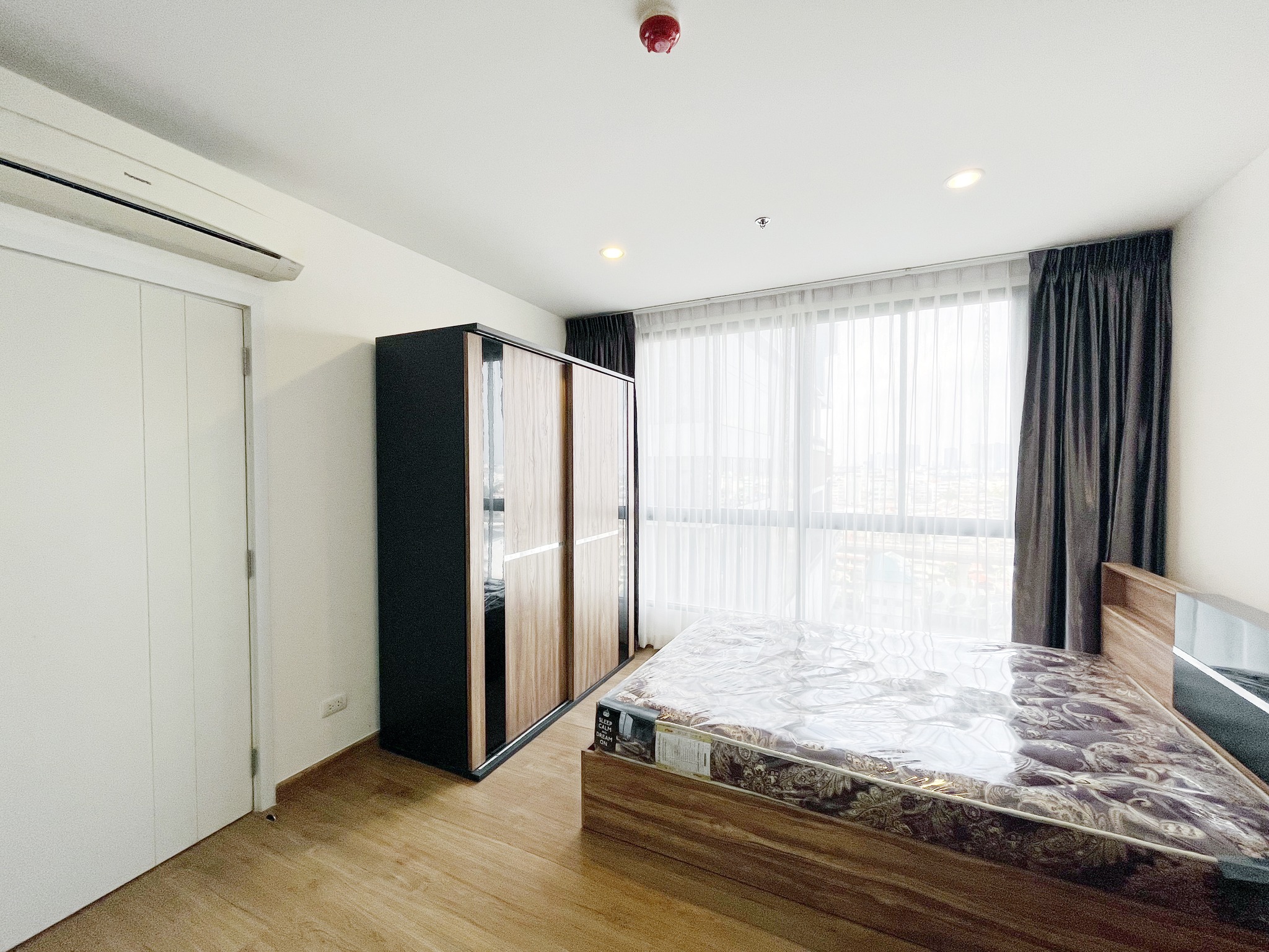 ให้เช่าคอนโด The Tree Interchange : เดอะ ทรี อินเตอร์เชนจ์ ห้องสตูดิโอ ตึก A ชั้น12 เนื้อที่ 30.21 ตรม