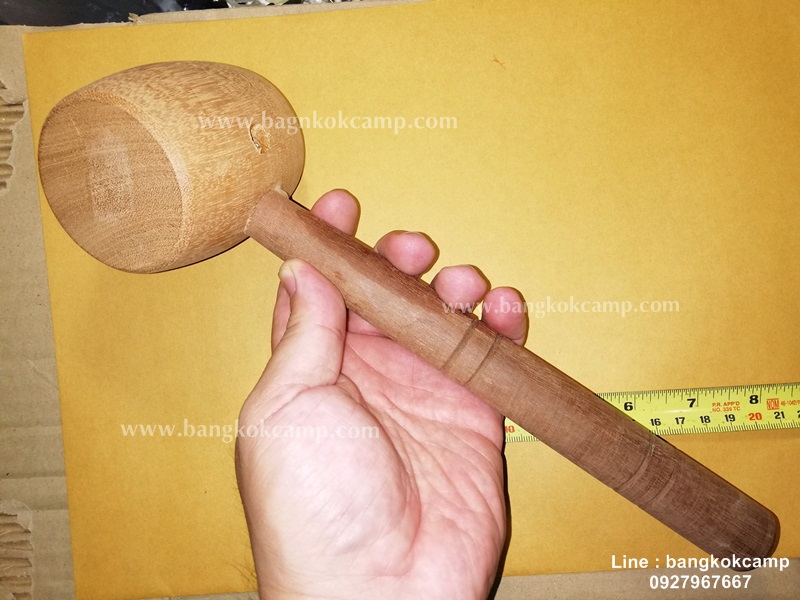 ค้อนไม้ประดู่ ยาว11นิ้ว.....ใช้ตอกงานเกี่ยวกับหนังได้, หรืองานตอกที่กลัวตัวตอกหัวจะพังใช้ไม้ตอกจะช่วยซับแรงครับ, ตอกลิ่มไม้, ตีระฆังได้