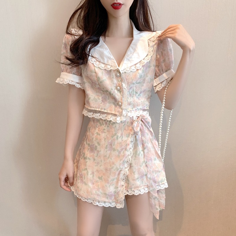 พรีออเดอร์ : เสื้อชีฟองแฟชั่นน่ารักๆ พิมพ์ลาย และ กางเกงกระโปรงตามแบบ (ราคาแยกชิ้น)