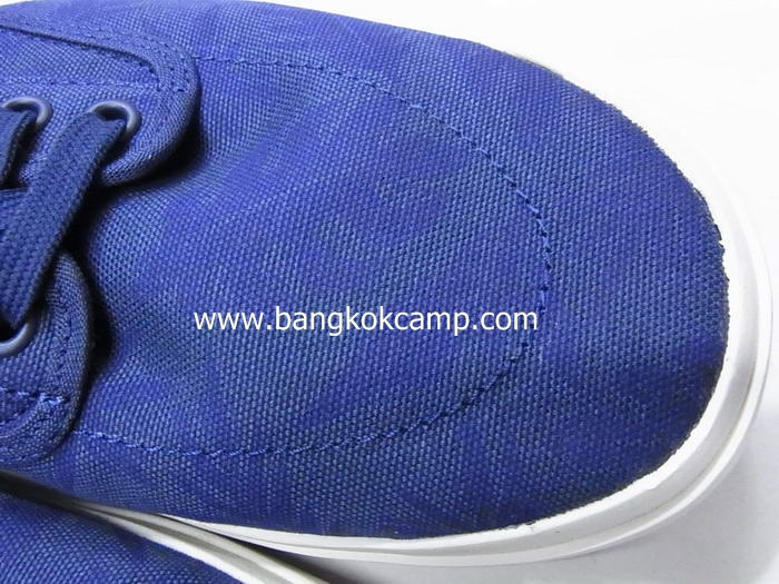 รองเท้า VANS