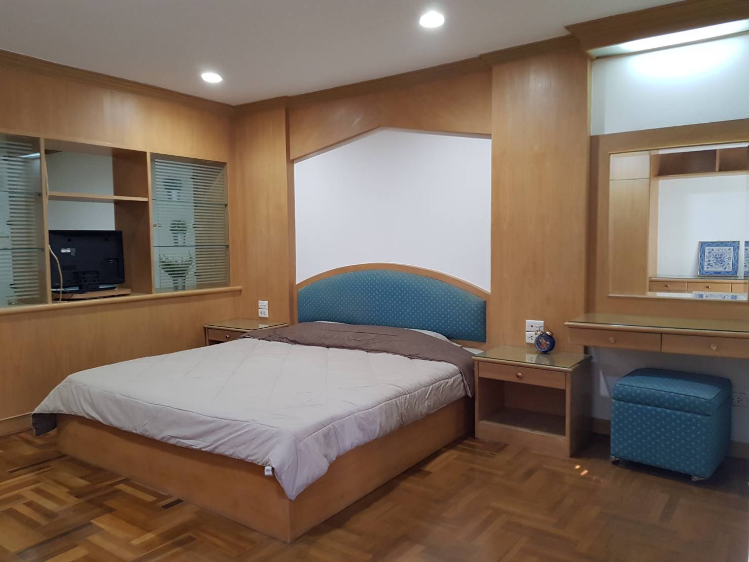 ให้เช่าคอนโด Rin House (ริน เฮ้าส์) ห้องสตูดิโอ 1 ห้องน้ำ ขนาด 41 ตรม ชั้น 3 ห้องตกแต่งพร้อมเข้าอยู่