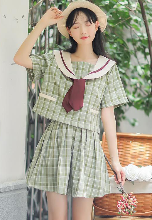 พรีออเดอร์ : ชุดเซ็ทแฟชั่นสไตล์นักเรียนญี่ปุ่น เสื้อแขนสั้นปกกะลาสี + กระโปรงเข้าชุด มีให้เลือก 2 สีค่ะ