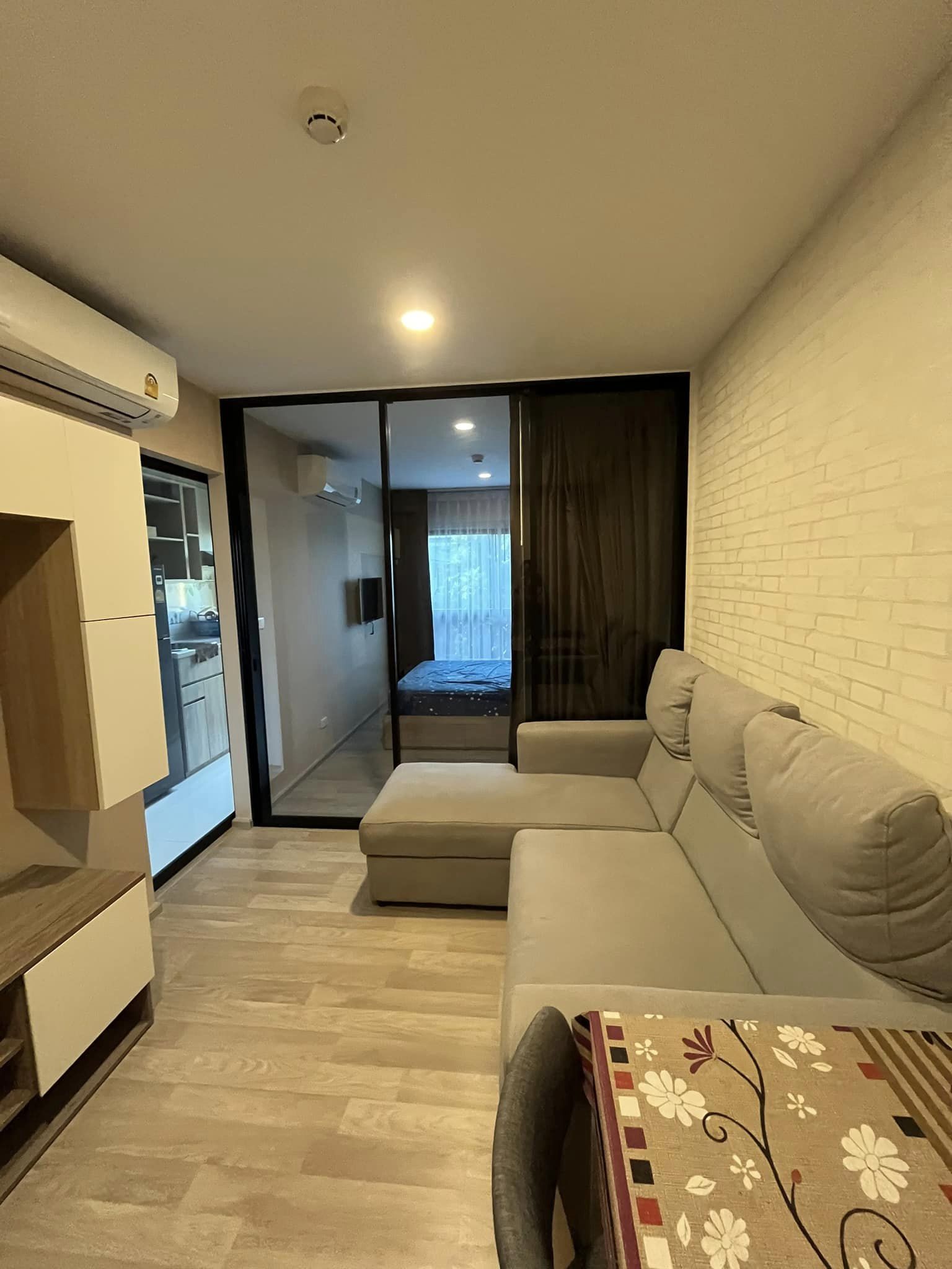ให้เช่าคอนโด Plum Condo Sukhumvit 97.1 (พลัม คอนโด สุขุมวิท 97.1) ห่างจากบีทีเอสบางจาก 600 เมตร 1 ห้องนอน 1 ห้องน้ำ ขนาด 26.75 ตร.ม.