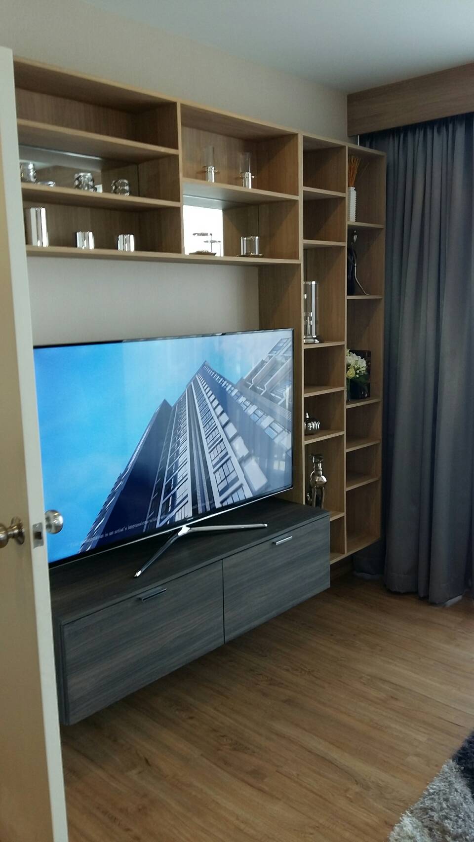 ให้เช่า คอนโด เดอะ ทรี อินเตอร์เชนจ์ the tree interchange 2 ห้องนอน 2 ห้องน้ำ ขนาด 59 ตรม. อาคาร A